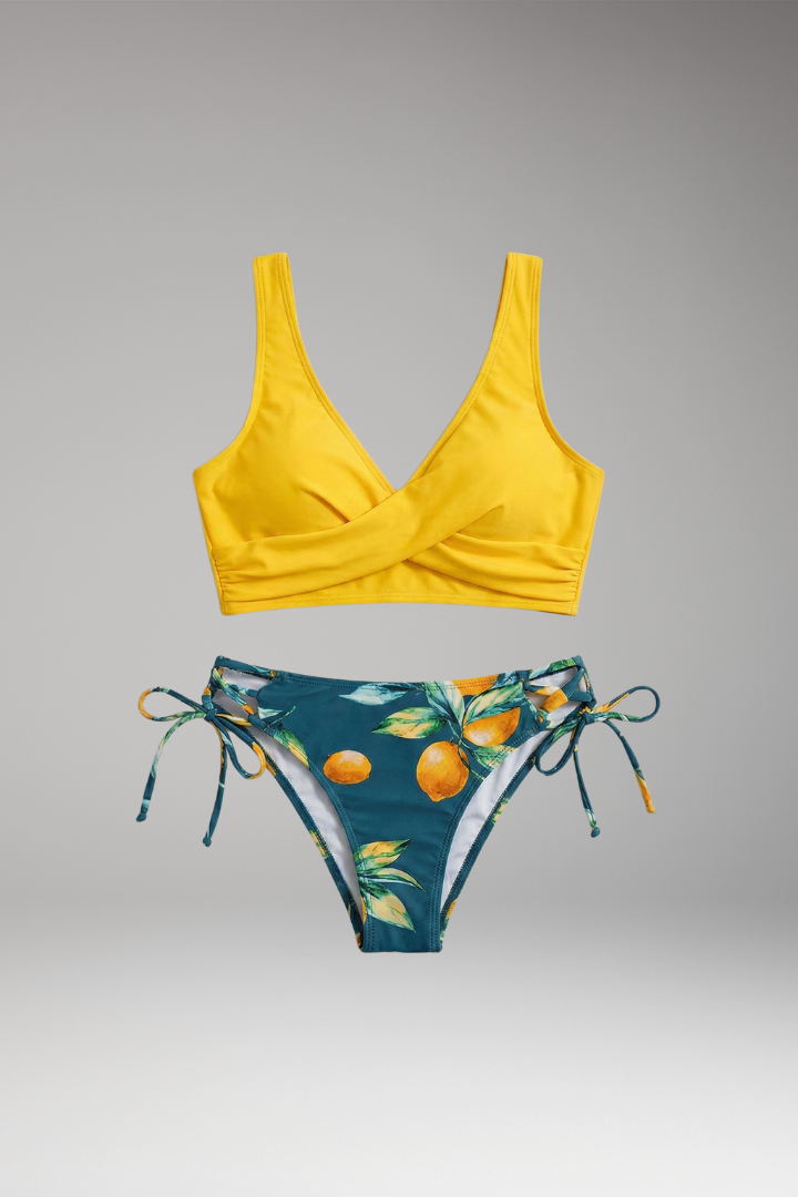 Women’s Crisscross Bikini Set with Floral Print and High-Waisted Bottom