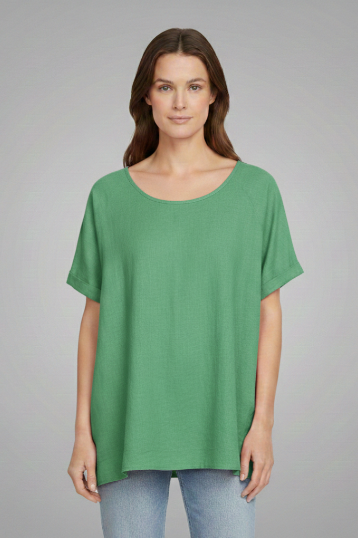 Women's Loose-Fitting T-Shirt with Short Sleeves and Wide Neck