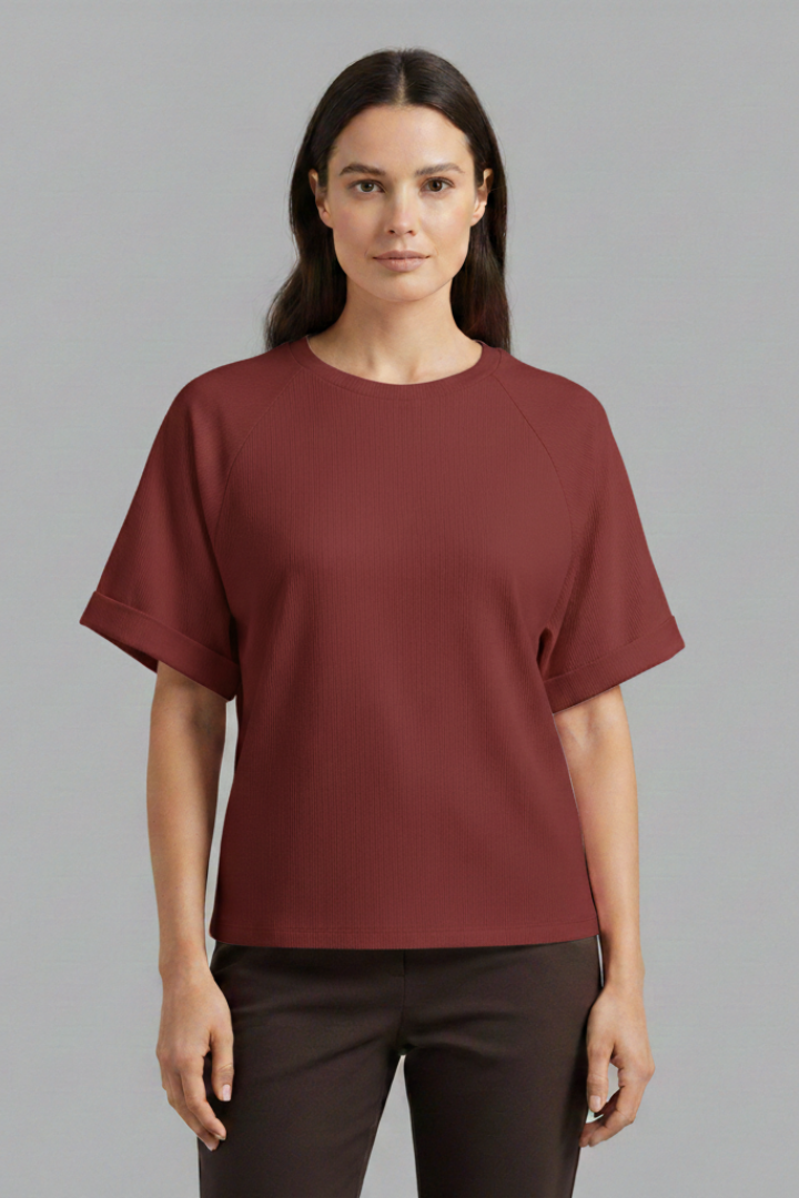 Women’s Oversized T-Shirt with Round Neck and Wide Sleeves