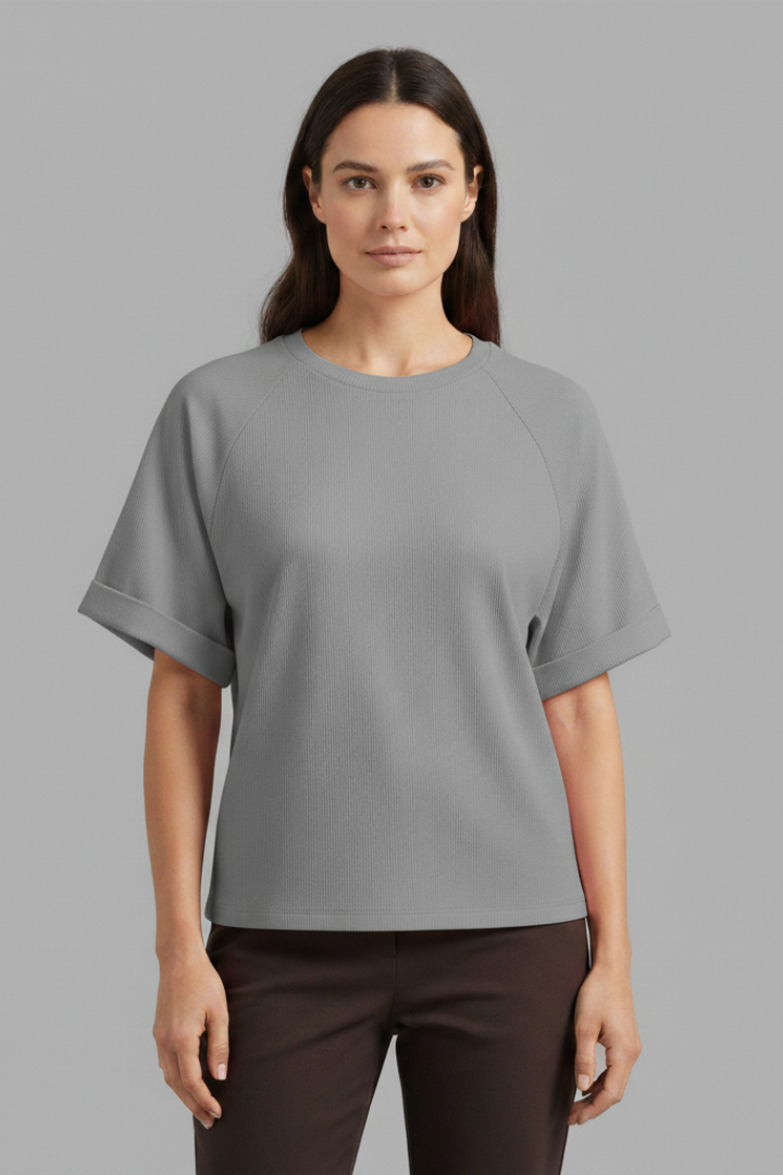 Women’s Oversized T-Shirt with Round Neck and Wide Sleeves