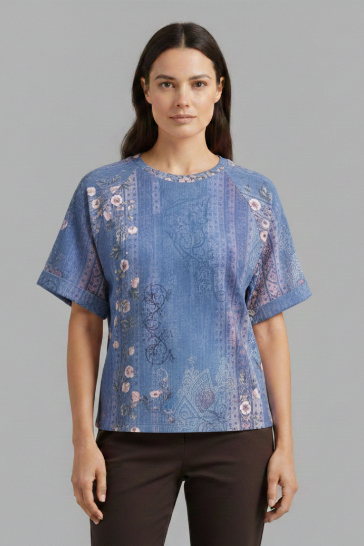 Women’s Oversized T-Shirt with Round Neck and Wide Sleeves