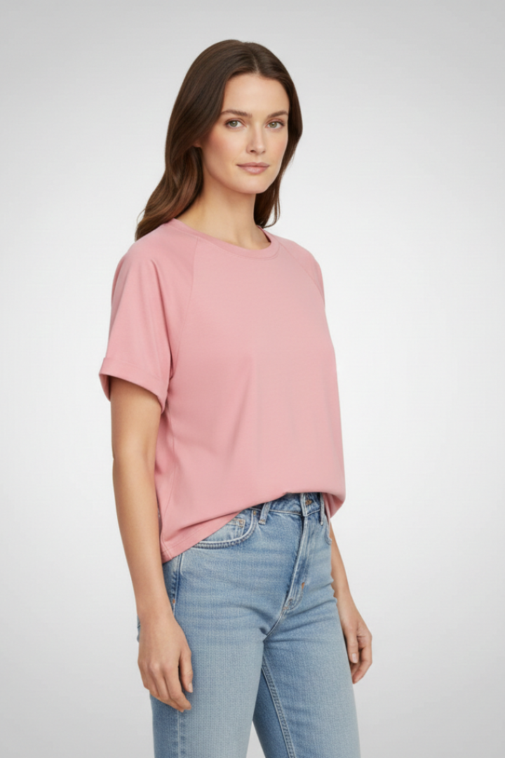Women's Oversized T-shirt with Short Sleeves and Round Neck