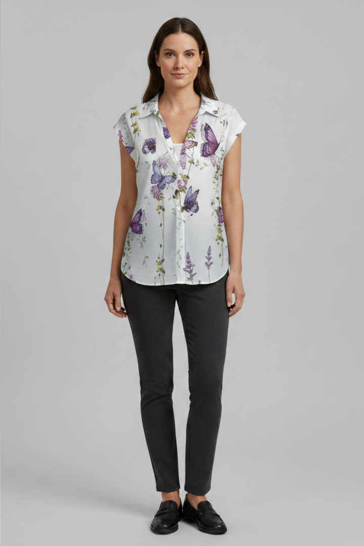 Women’s Summer Top with Collared Neckline and Button Fastening