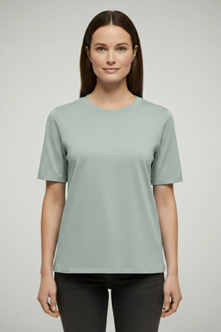 Women's T-Shirt with Round Neck and Short Sleeves